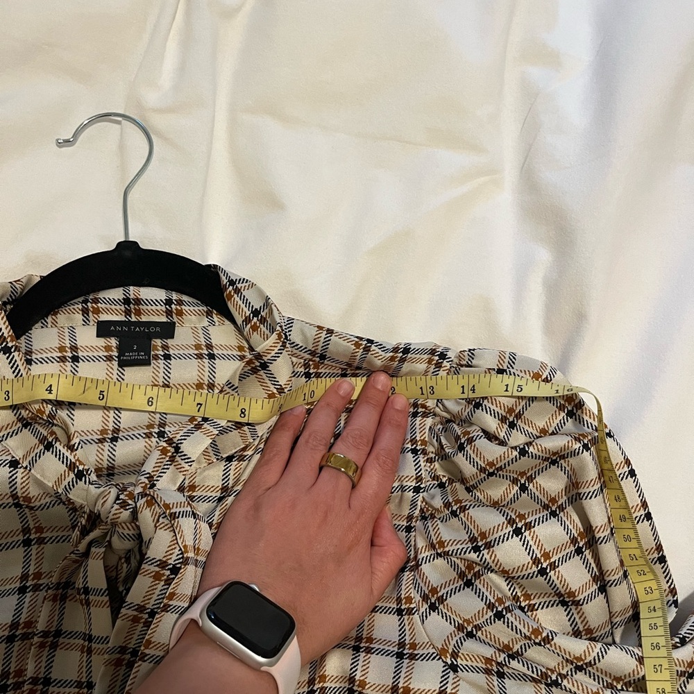 Ann Taylor Checkered Bow Blouse size 2 - Picture 8 of 10